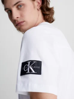 Calvin Klein T-shirt Con Stemma Monogramma 11 Calvin Klein T-shirt Con Stemma Monogramma -Offerta Economica Calvin Klein J30J314051 YAF alternate3