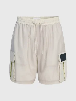 Calvin Klein Pantaloncini Cargo In Rete E Nylon Taglio Relaxed -Offerta Economica Calvin Klein J30J322911 ACI alternate4