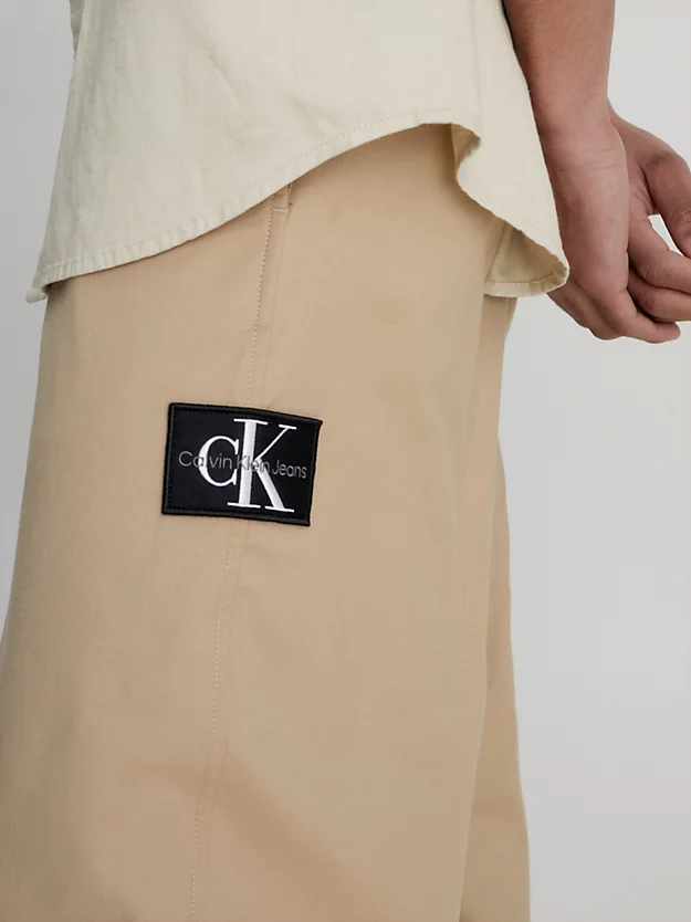 Calvin Klein Chino Pratici Dal Taglio Dritto Con Cintura 5 Calvin Klein Chino Pratici Dal Taglio Dritto Con Cintura - immagine 3