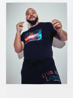 Calvin Klein T-shirt Slim - Pride 16 Calvin Klein T-shirt Slim - Pride -Offerta Economica Calvin Klein J30J323606 BEH alternate5