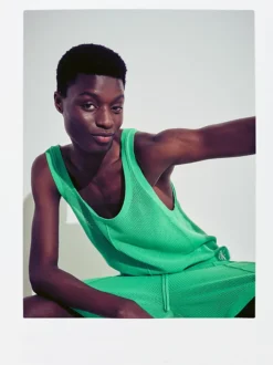 Calvin Klein Canotta In Maglia All'uncinetto - Pride -Offerta Economica Calvin Klein J30J323722 L1H alternate5