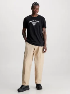 Calvin Klein T-shirt Con Logo In Stile College -Offerta Economica Calvin Klein J30J324206 BEH alternate4