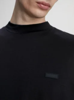 Calvin Klein T-shirt Con Collo A Lupetto 9 Calvin Klein T-shirt Con Collo A Lupetto -Offerta Economica Calvin Klein K10K111560 BEH alternate2