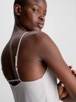 Calvin Klein Abito Sottoveste Midi In Crêpe -Offerta Economica Calvin Klein K20K205681 PE9 alternate3