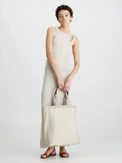 Calvin Klein Borsa Unisex Tote In Tela 11 Calvin Klein Borsa Unisex Tote In Tela -Offerta Economica Calvin Klein K40K401000 ACE alternate2