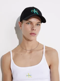 Calvin Klein Berretto Unisex Con Logo - Pride -Offerta Economica Calvin Klein K40K401022 BDS alternate2