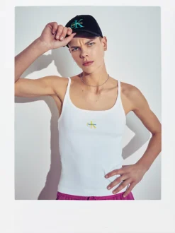 Calvin Klein Berretto Unisex Con Logo - Pride -Offerta Economica Calvin Klein K40K401022 BDS alternate4