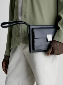 Calvin Klein Pochette Riciclata 9 Calvin Klein Pochette Riciclata -Offerta Economica Calvin Klein K50K510227 BAX alternate2