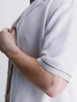 Calvin Klein Camicia Da Spiaggia - Logo Tape 9 Calvin Klein Camicia Da Spiaggia - Logo Tape -Offerta Economica Calvin Klein KM0KM00833 YCD alternate2